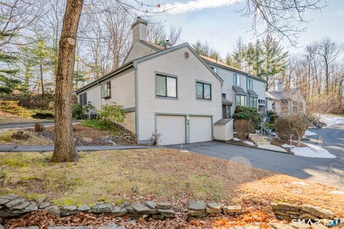 4-4 Strathmore Ln, Avon, CT, 06001-4535 | Card Image