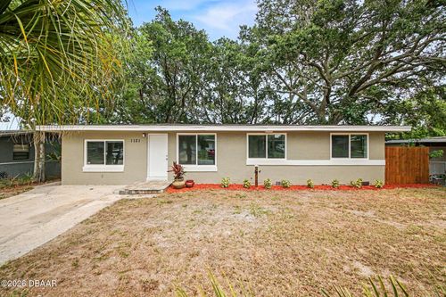 1121 Berkshire Road, Daytona Beach, FL, 32117 | Card Image