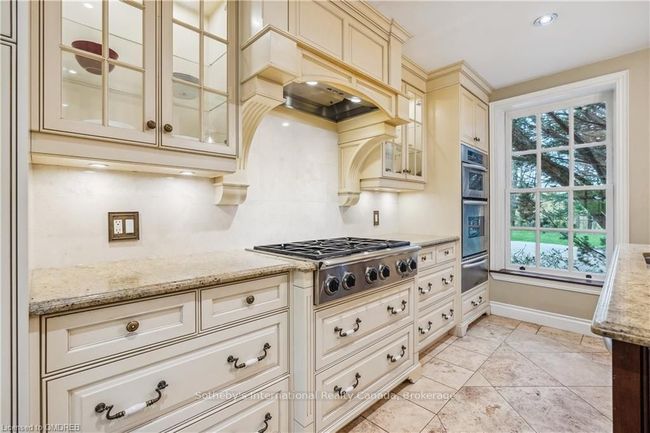 30 South St W, House other with 6 bedrooms, 4 bathrooms and 7 parking in Dundas ON | Image 21