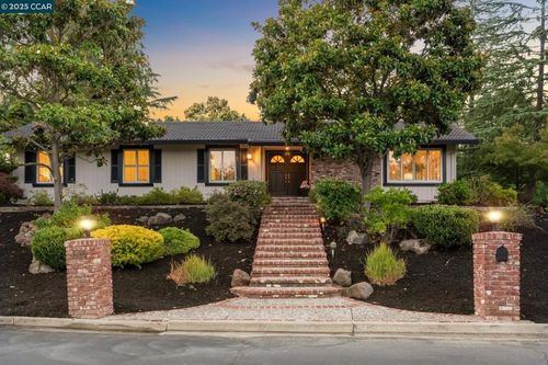 645 Dolphin Dr, Danville, CA, 94526-1821 | Card Image