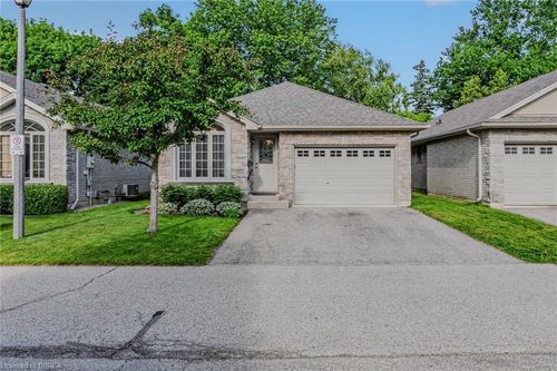 3-54 Glenwood Dr, Brantford, ON, N3S3G6 | Card Image