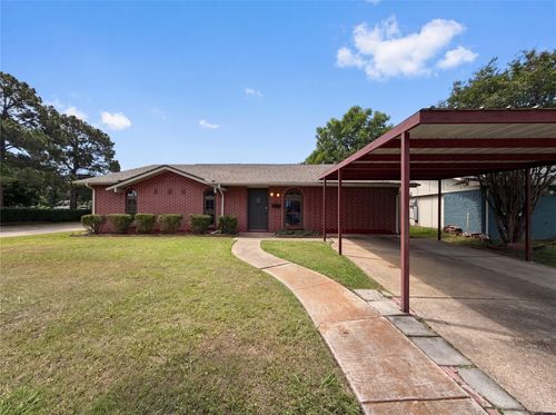 1102 Hillwood Dr, Lewisville, TX, 75067-5022 | Card Image