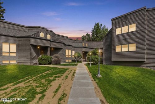 6-3001 Widgeon Ln, Anchorage, AK, 99508-4652 | Card Image