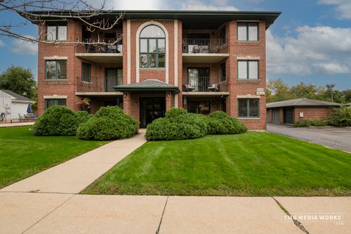 101-616 E 5th Ave, Naperville, IL, 60563-3121 | Card Image