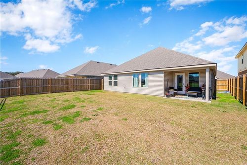 8145 Olde Town Ct, Alexandria, LA, 71303-4074 | Card Image