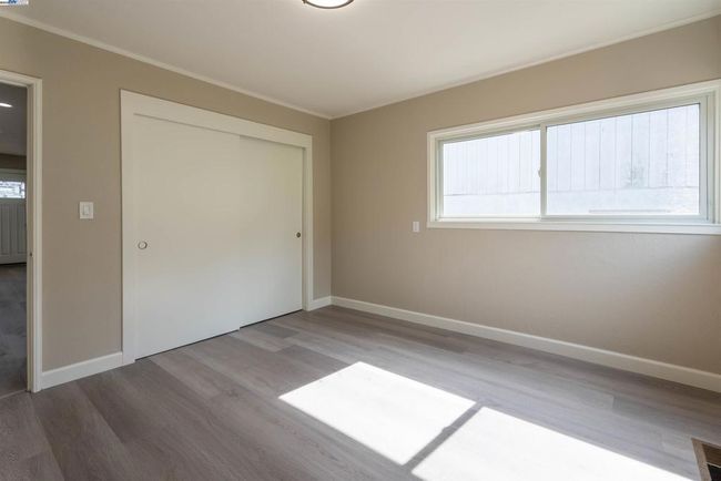 18355 Carlton Ave, House other with 2 bedrooms, 1 bathrooms and null parking in Castro Valley CA | Image 17