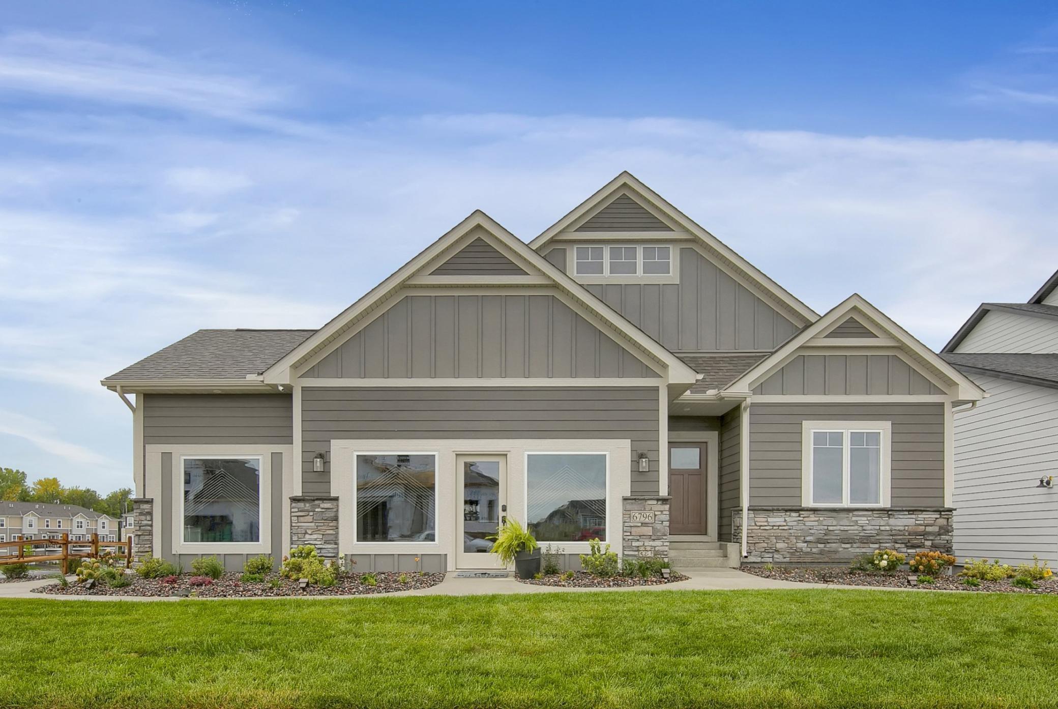 Bellflower Dr, Excelsior, MN 55331