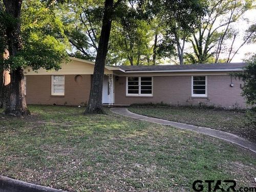 2725 Brentwood Dr, Tyler, TX, 75701 | Card Image