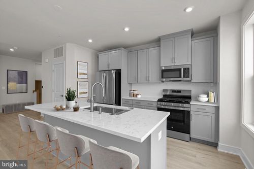 43302 Farringdon Sq, BROADLANDS, VA, 20148-5555 | Card Image