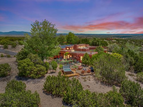 171 Silver Hills Rd, Santa Fe, NM, 87508-4468 | Card Image