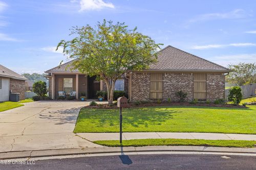 449 Spring Hill Pt, Brandon, MS, 39047-6360 | Card Image