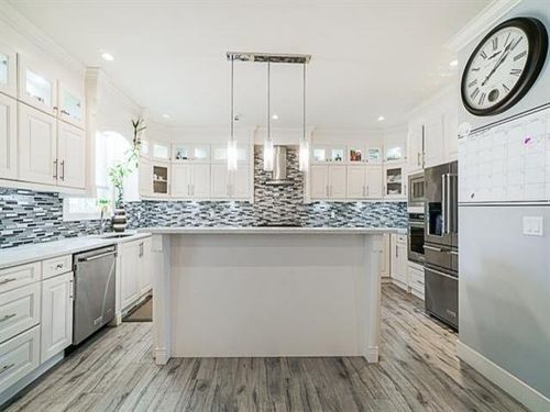upper-10595 159b St, Surrey, BC, V4N3J4 | Card Image