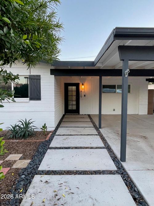 429 W Flower St, Phoenix, AZ, 85013-4317 | Card Image