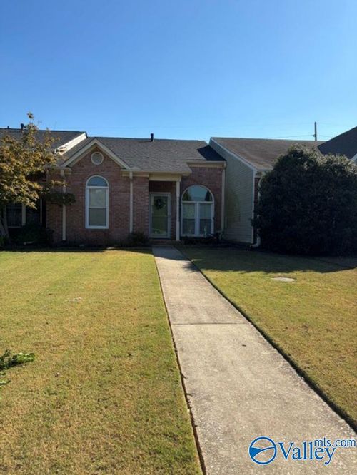 2133 Eastbrook Se, Decatur, AL, 35601-3466 | Card Image