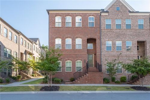 3715 Via Nuova Ln, Suwanee, GA, 30024-5027 | Card Image