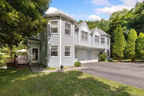 67 Hillside Ave, Haverstraw, NY, 10927-1721 | Card Image