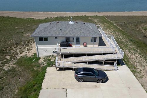 174068 Range Road 214, Rural Vulcan County, AB, T0L1L0 | Card Image