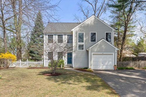26 Buena Vista Road, Wellesley, MA, 02482 | Card Image