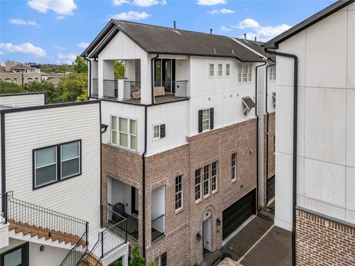 1403 Isabella St, Houston, TX, 77004-4039 | Card Image