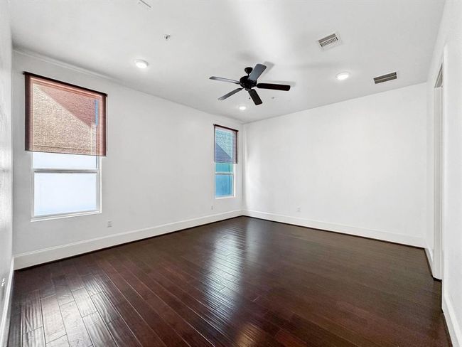 2014 Sabine St, House other with 4 bedrooms, 5 bathrooms and 2 parking in Houston TX | Image 27