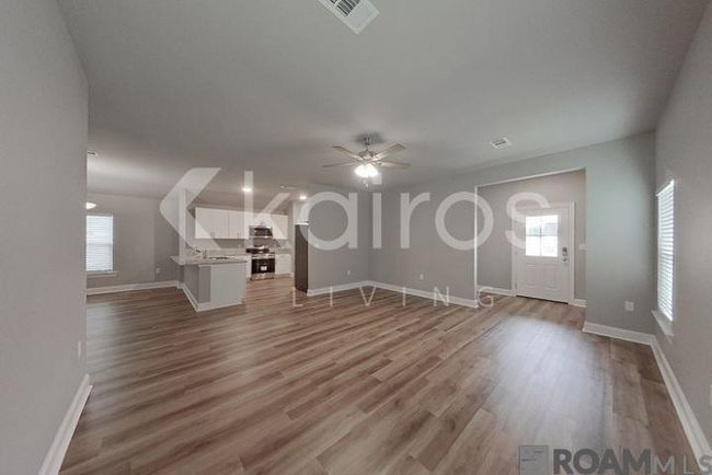22877 Balsam Dr, House other with 3 bedrooms, 2 bathrooms and null parking in Denham Springs LA | Image 6