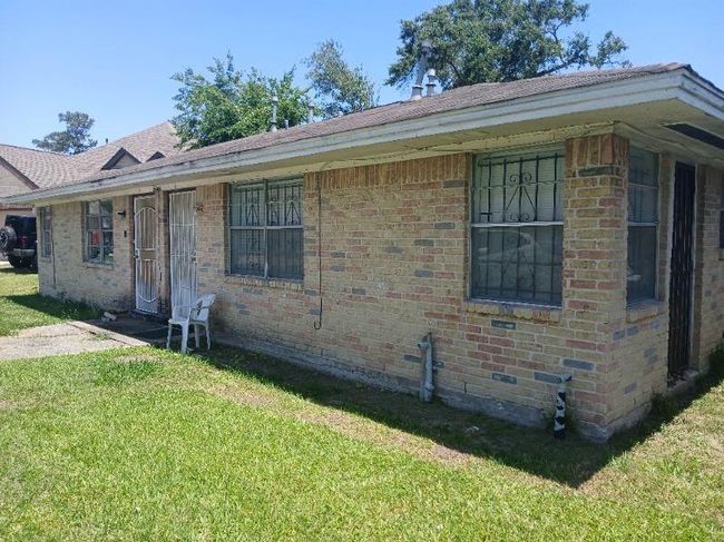 2602 Dalview St, Home with 2 bedrooms, 1 bathrooms and null parking in Houston TX | Image 4