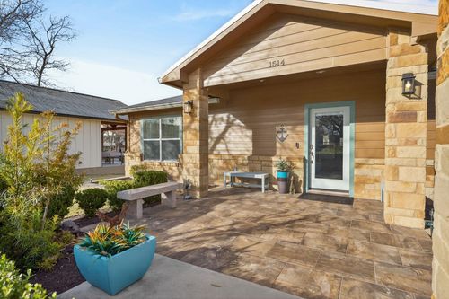 1514 Bluebonnet Ln, Kingsland, TX, 78639-9515 | Card Image