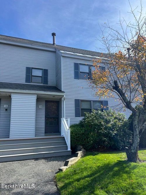 10-1 Rolling Hl, Lenox, MA, 01240 | Card Image