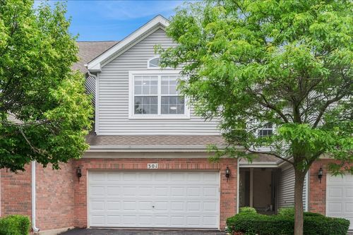 301 Lucille Ln, Schaumburg, IL, 60193-4907 | Card Image