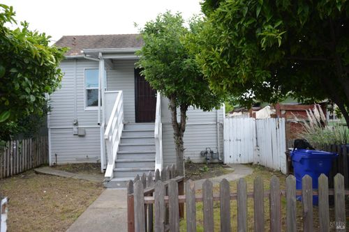 2880 Gaynor Ave, Richmond, CA, 94804-1360 | Card Image