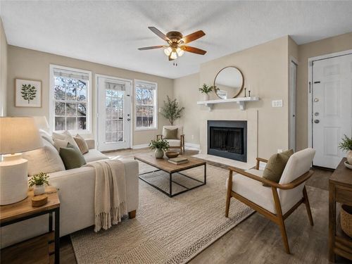 513 Cypress Pointe St, Alpharetta, GA, 30022-5378 | Card Image