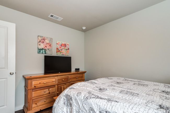 404 E 31 St St, House other with 3 bedrooms, 2 bathrooms and null parking in Wolfforth TX | Image 24