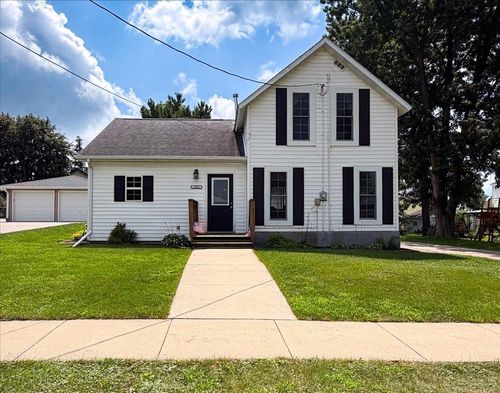 1006 I Ave, Grundy Center, IA, 50638-1111 | Card Image
