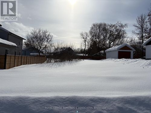 0 Flora Street, Pembroke, ON, K8A5K3 | Card Image