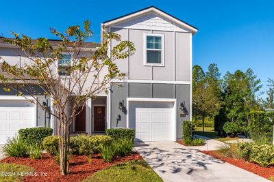 86400 Mainline Road, Townhouse with 3 bedrooms, 2 bathrooms and null parking in Yulee FL | Image 2