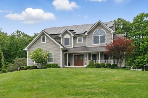7 Gabriels Dr, Chester, NY, 10918-4423 | Card Image