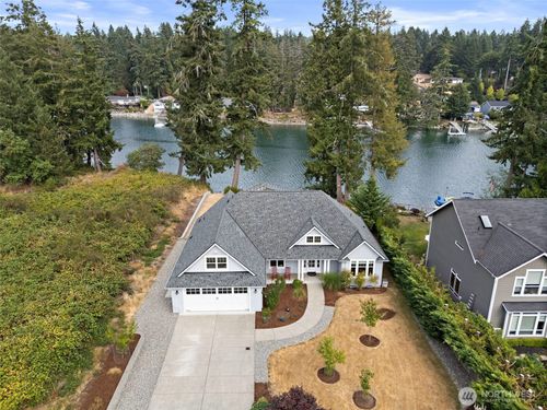 8613 89th Ave Nw, Gig Harbor, WA, 98332-6321 | Card Image