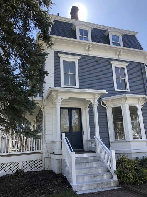 3-44 Cushing St, Dover, NH, 03820-3639 | Card Image