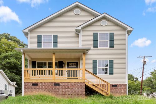 101 Lowry Row, York, SC, 29745-1406 | Card Image