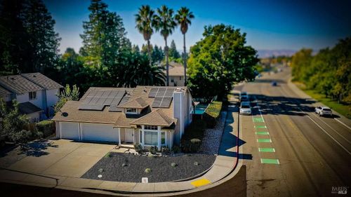 265 Ahern Ln, Dixon, CA, 95620-2527 | Card Image