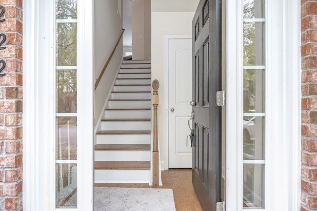 8222 Lenox Creekside Dr, Townhouse with 3 bedrooms, 4 bathrooms and 2 parking in Antioch TN | Image 5