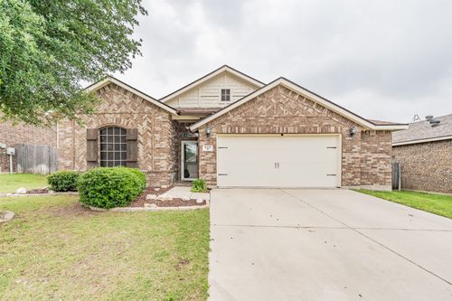 525 Foxcraft Dr, Fort Worth, TX, 76131-4273 | Card Image
