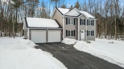 28 Murray Rd, Ashburnham, MA, 01430-1643 | Card Image