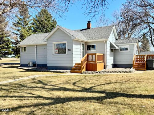 407 Roosevelt Avenue Ne, Bowbells, ND, 58721 | Card Image