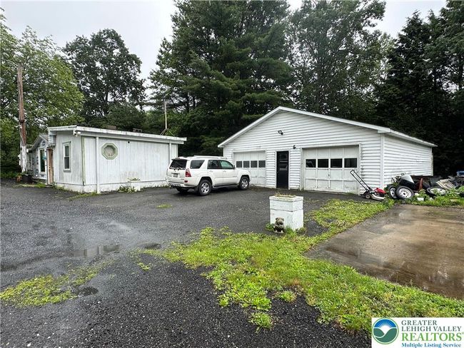 3538 Mountain Rd, House other with 3 bedrooms, 2 bathrooms and null parking in Slatington PA | Image 19