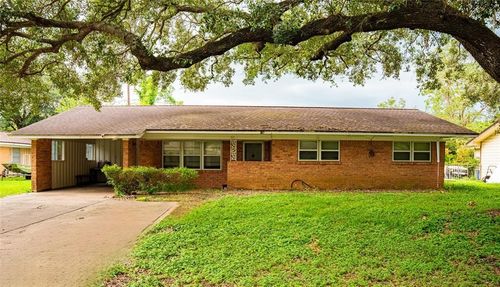 611 Frankie, Wharton, TX, 77488 | Card Image