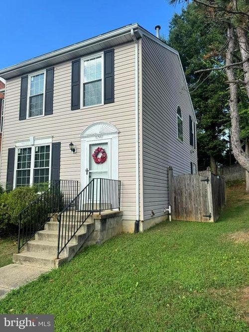 5740 Everhart Pl, FORT WASHINGTON, MD, 20744-3801 | Card Image