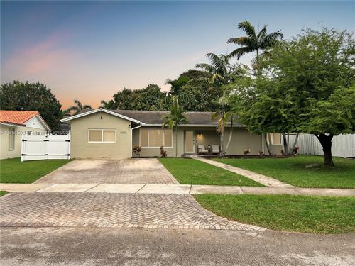 10931 Sw 161st St, Miami, FL, 33157-2820 | Card Image