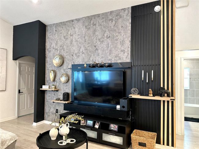 TV Fascia | Image 10