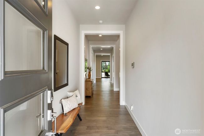 8784 Ne Winslow Grove Ct, House other with 4 bedrooms, 4 bathrooms and 2 parking in Bainbridge Island WA | Image 5